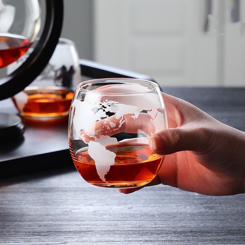 مجموعة إناء كرة أرضية إبداعية  - مراجعة Decanter Globe Set وسعره