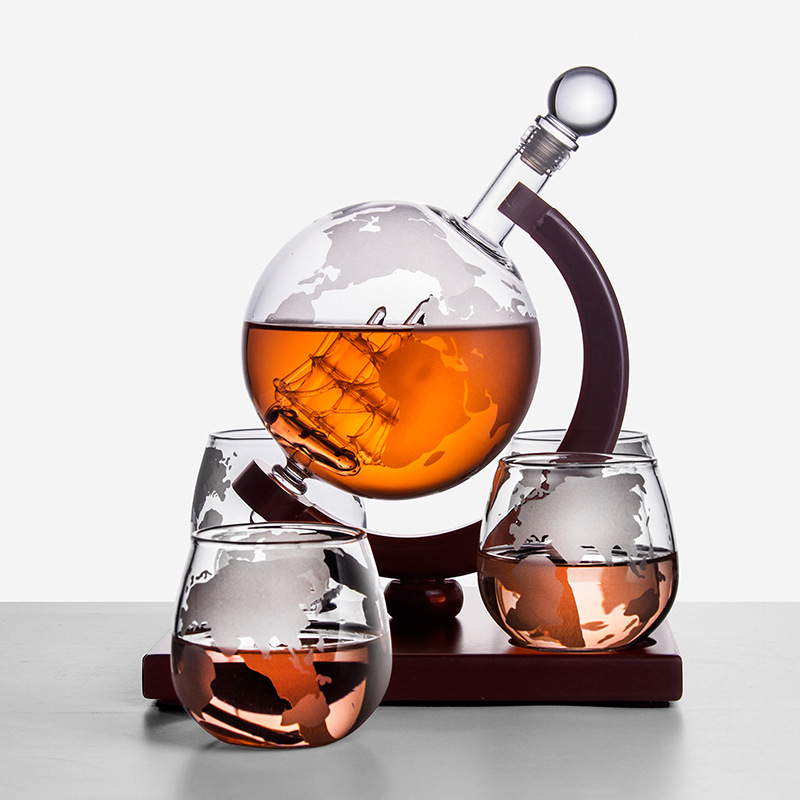 غلوب الدورق زجاج إبداعي زجاجة  - مراجعة Decanter Globe Set وسعره